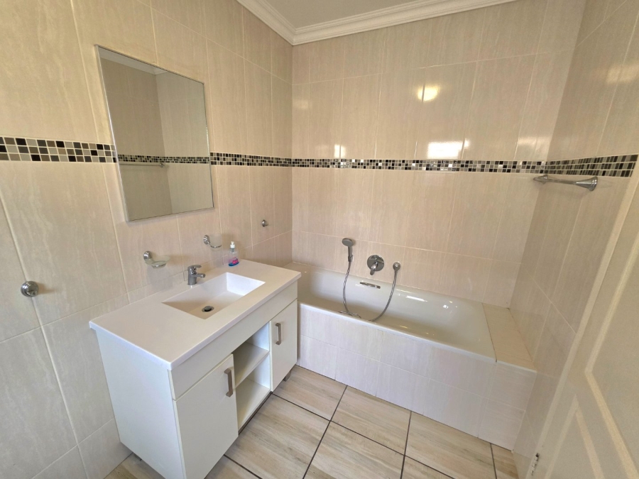 To Let 3 Bedroom Property for Rent in Eureka Free State